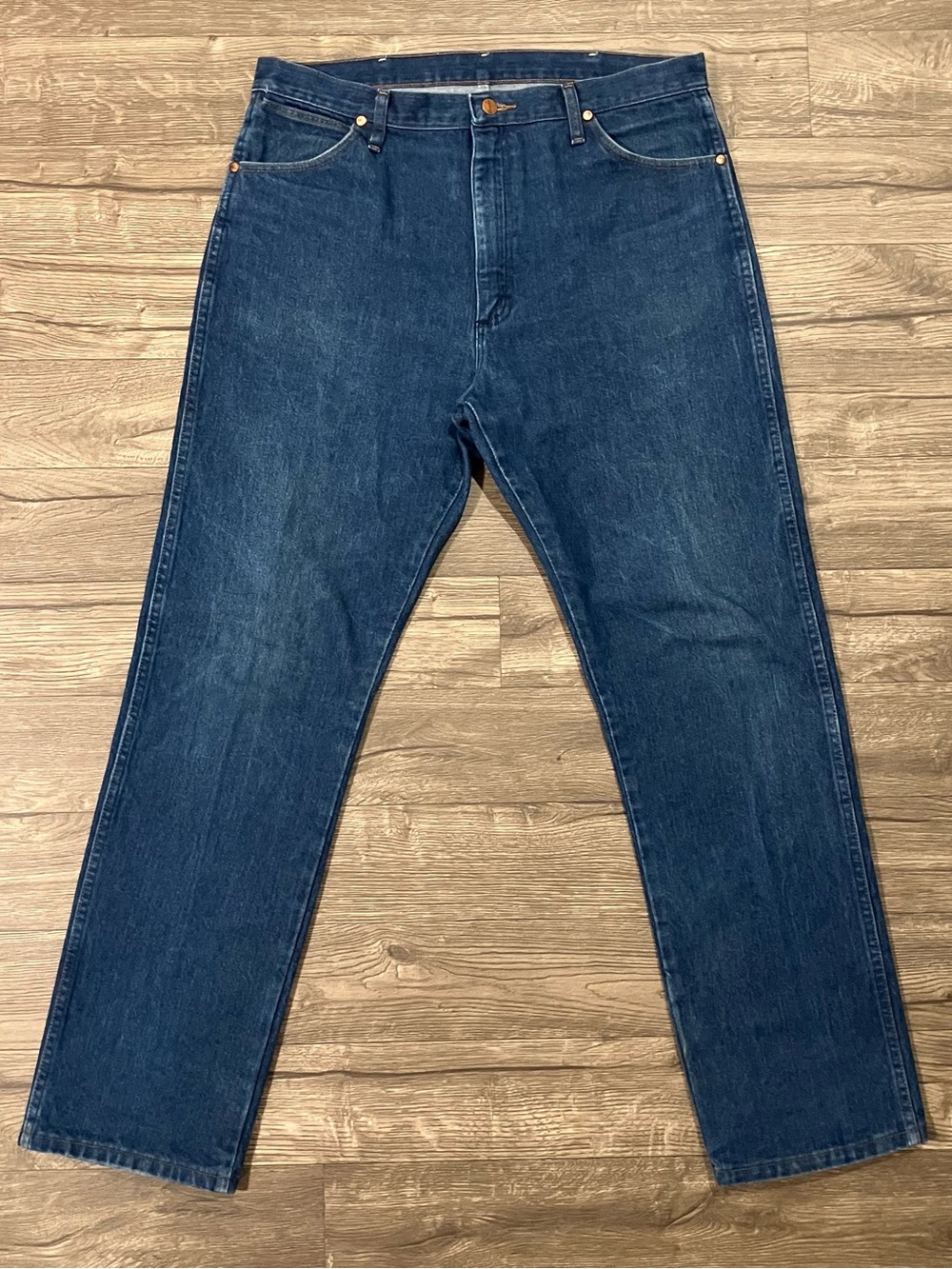 Wrangler Cowboy Cut Jeans Mens 37x32 Blue Indigo Medium Wash Denim 13MWZPW